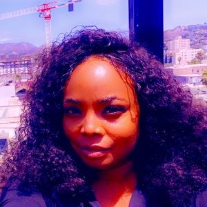 Meet your Posher, Taunika